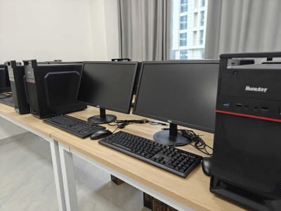 Web前端开发实训室