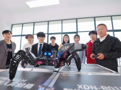 电子信息工程技术专业——信息潮流，创想未来