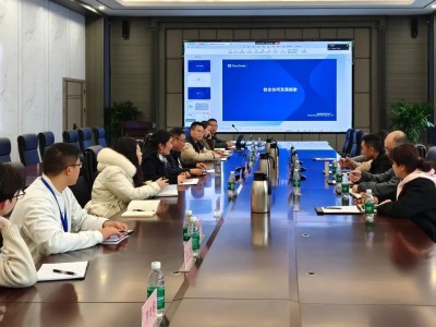 携手共筑未来丨我校成功举办人工智能专业建设座谈会