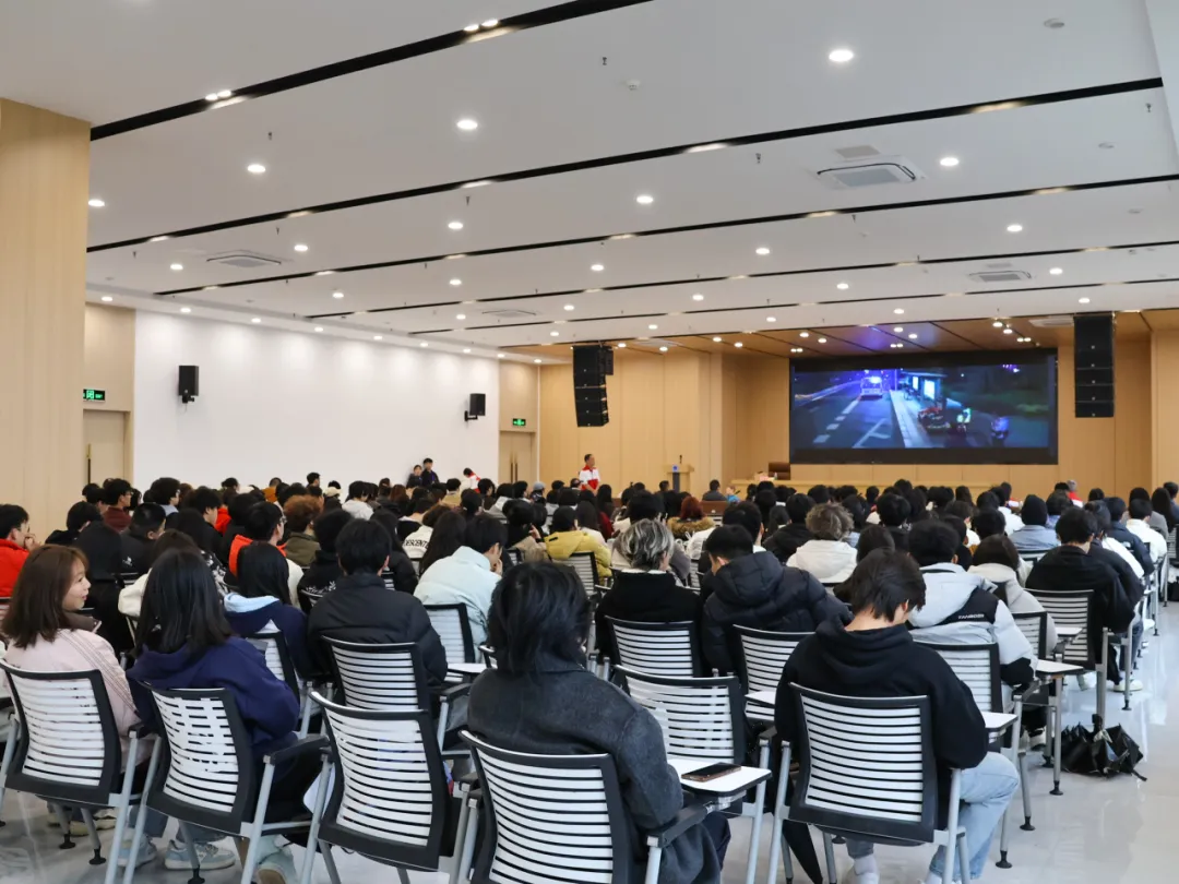 遂宁职业学院开展3月份红十字应急救护培训 共筑校园生命守护网
